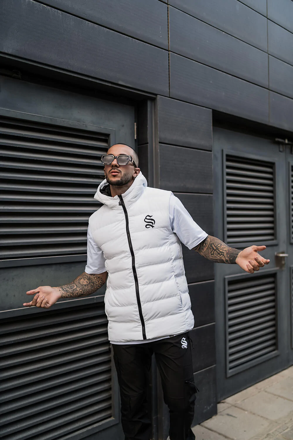 Sinners Attire Tape Tech Gilet - White SIN3471